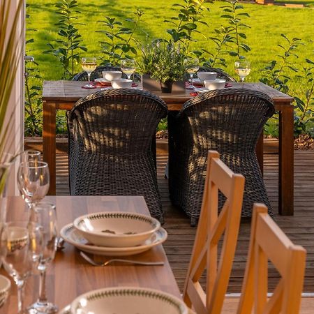 Montana Log Cabin - Ockeridge Rural Retreats Wichenford エクステリア 写真